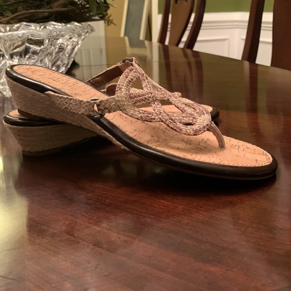 Sperry Top Sider Women Leather Sandals. Size 9.5M